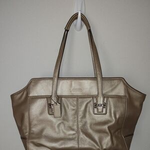 COACH Taylor Alexis Champagne Carryall Tote/Shoulder Bag. Used In Excellent Cond